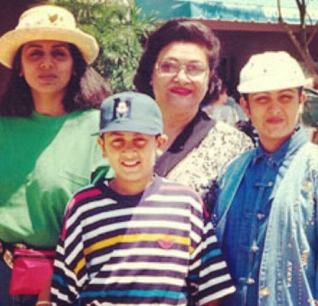 ranbir kapoor, happy birthday ranbir kapoor, ranbir kapoor birthday, hapay bday ranbir, ranbir pics, ranbir kapoor childhood pics, ranbir childhood pics, ranbir kapoor childhood picture, ranbir kapoor mother, neetu kapoor, rishi kapoor, ranbir kapoor father, ranbir kapoor rishi kapoor, ranbir kapoor neetu kapoor, ranbir kapoor ridhima kapoor, ridhima kapoor, entertainment