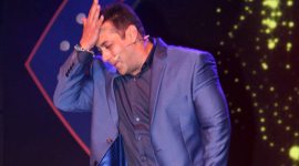 Salman Khan, Salman Khan fans, Salman Khan female fans, Salman Khan theft, Salman Khan robbery, Salman Khan news, Salman Khan films, Salman Khan movies