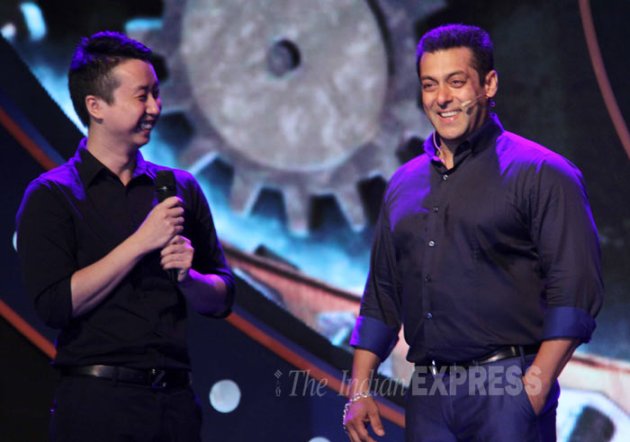 Salman Khan, Bigg Boss, salman khan bigg boss, salman khan big boss, salman bigg boss, bigg boss telecast, bigg boss 9, bigg boss 9 news, Salman Khan in Bigg Boss, Salman Khan news, Salman Khan actor, Bigg Boss 9, bollywood news, entertainment news
