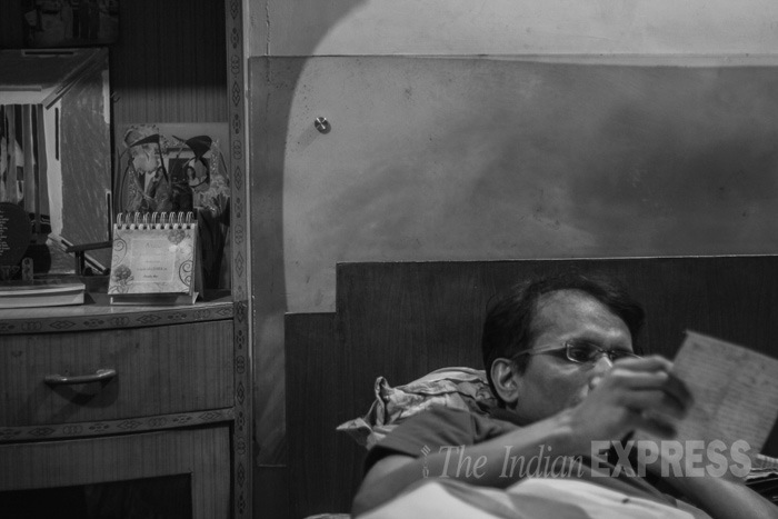 Sanjay Bahuguna, Sanjay Bahuguna Teacher, Sanjay Bahuguna Paralysis, Sanjay Bahuguna Engineering Teacher, Sanjay Bahuguna Students, Sanjay Bahuguna Family, Sanjay Bahuguna Mother, Sanjay Bahuguna Sister, Sanjay Bahuguna Photos, Sanjay Bahuguna BedRidden, Sanjay Bahuguna Engineer, Sanjay Bahuguna Pics, Sanjay Bahuguna Home, Sanjay Bahuguna Pictures, Indian Express, Indian Express Photos