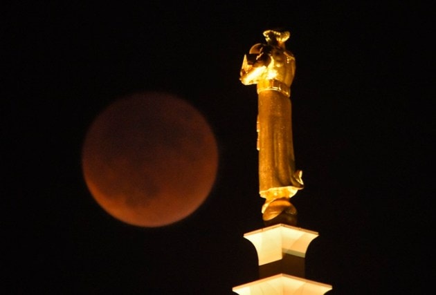 supermoon, super blood moon, blood moon, what is Super Moon, Super Blood Moon photos, supermoon photos, #superbloodmoon, blood moon photos, photos supermoon, photos blood moon, what is blood moon, bloodmoon, supermoon photos today