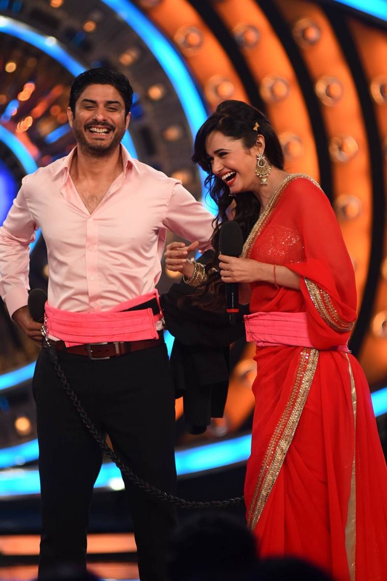 Bigg Boss 9, Bigg Boss 9 premiere, Bigg Boss 9 pics, Bigg Boss 9 pictures, salman khan, Bigg Boss 9 contestants, salman khan Bigg Boss 9, Bigg Boss, roopal tyagi, prince narula, suyyash rai, rimi sen, yuvika chaudhary, mandana karimi, keith sequeria, Bigg Boss contestants, Bigg Boss episode 1, Bigg Boss 9 episode one pics, Bigg Boss 9 news, Bigg Boss 9 images, Bigg Boss 9 actors