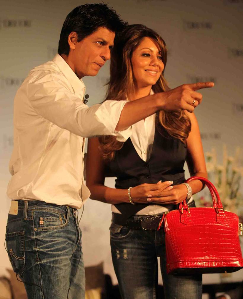 shah rukh khan, srk, happy birthday shah rukh khan, srk pics, srk birthday, shah rukh khan birthday, shah rukh khan birthday pictures, shah rukh khan 50th birthday, shah rukh khan pics, shah rukh khan movies, shah rukh khan family, shah rukh khan family pics, shah rukh khan movies pics, shah rukh khan happy birthday, shah rukh khan news, entertainment, bollywood