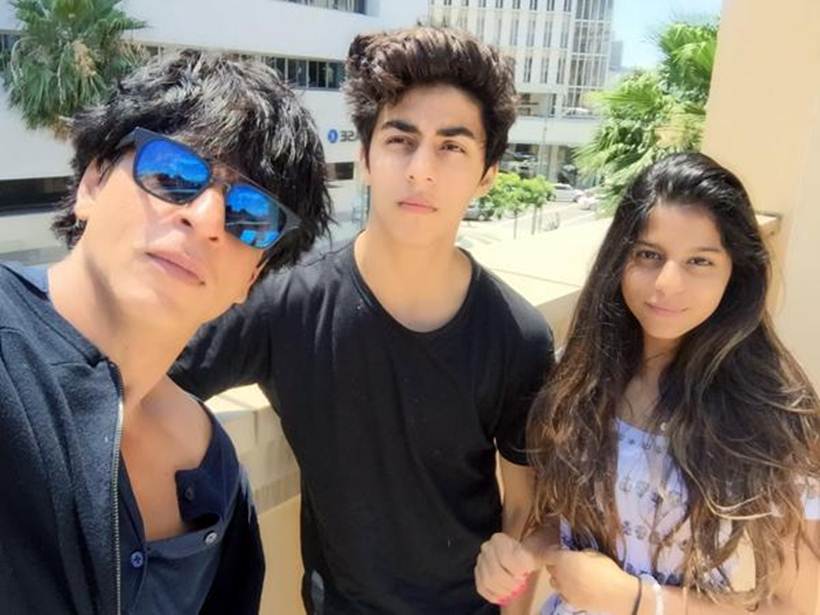 shah rukh khan, srk, happy birthday shah rukh khan, srk pics, srk birthday, shah rukh khan birthday, shah rukh khan birthday pictures, shah rukh khan 50th birthday, shah rukh khan pics, shah rukh khan movies, shah rukh khan family, shah rukh khan family pics, shah rukh khan movies pics, shah rukh khan happy birthday, shah rukh khan news, entertainment, bollywood