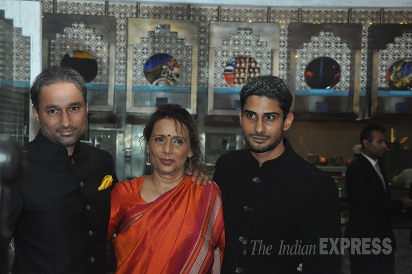 Amitabh Bachchan, Shabana Azmi, Prateik Babbar, Smita Patil, amita patil book, big b, amitabh bachchan pictures, Maithili Rao, Anita Patil Deshmukh, Adeetya Deshmukh, Prateik Babbar, Jaya Bachchan, Shyam Benegal, Sonali Kulkarni, Nandita Das, Govind Nihalani, Jabbar Patel, Mohan Agashe