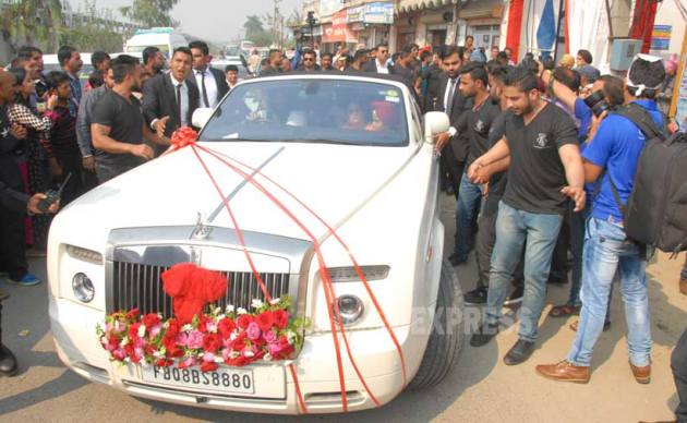 Harbhajan Singh, Harbhajan Singh marriage, Harbhajan Singh wedding, Harbhajan Singh wedding pics, geeta basra, geeta basra wedding pics, geeta basra marriage, Harbhajan Singh geeta basra wedding, Harbhajan Singh geeta basra wedding pics, Harbhajan Singh marriage pictures, Harbhajan Singh geeta marriage pictures, bhajji wedding, bhajji marrige pics, bhajji wedding pics