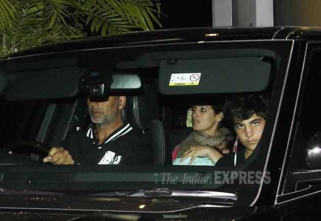 akshay kumar, twinkle khanna, nitara, aarav, akshay kumar pics, akshay kumar pictures, akshay kumar family, akshay kumar twinkle, akshay kumar wife, akshay kumar kids, akshay kumar aarav, akshay kumar nitara, nitara pics, entertainment news