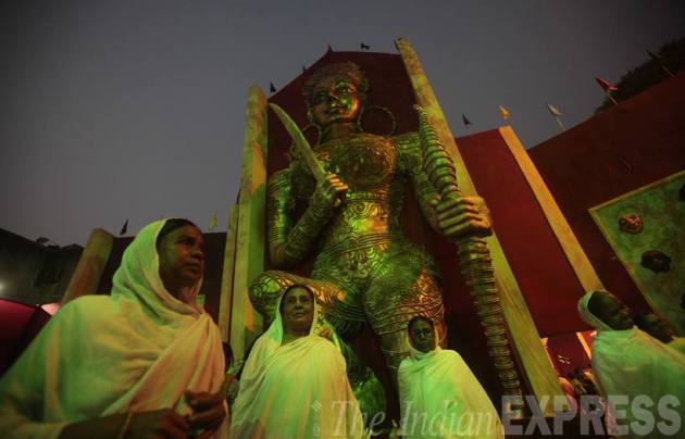 Durga Puja, Durga Puja 2015, Durga Puja delhi, Durga Puja kolkata, Durga Puja celebrations, Durga Puja pandals, Durga Puja delhi pandals, Durga Puja 2015 celebrations, dussehra 2015, dussehra celebrations, dussehra 2015 celebrations, dussehra, Durga Puja photos, Durga Puja 2015 photos, Durga Puja 2015 pictures, indian express Durga Puja photos