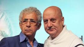 Anupam Kher, Anupam Kher twitter, Anupam Kher twitter spat, Naseeruddin Shah, Naseeruddin Shah anupam kher, Naseeruddin Shah news, Anupam Kher news, Anupam Kher films, Anupam Kher roles, Naseeruddin Shah films, Naseeruddin Shah roles