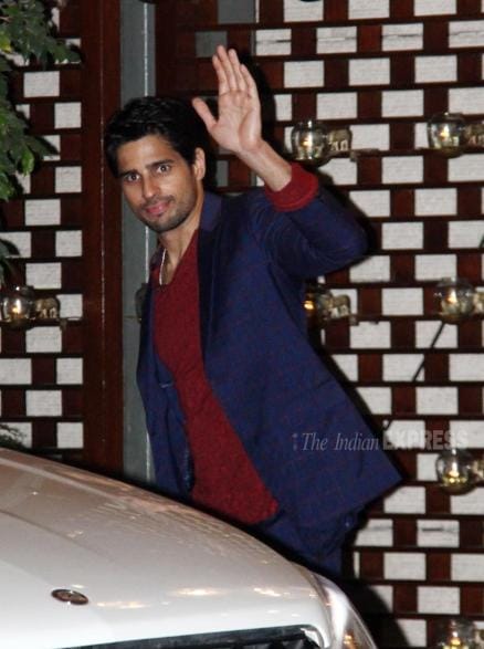 celebs at party at neeta ambani house (30) Sidharth Malhotra