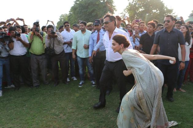 deepika padukone, bajirao mastani, deepika, deepika padukone jaipur, deepika padukone pics, deepika padukone bajirao mastani, deepika padukone song launch, deewani mastani, deepika padukone jaipur pics, deepika pics, deepika pictures, deepika jaipur pictures, deepika jaipur song launch, entertainment, bollywood