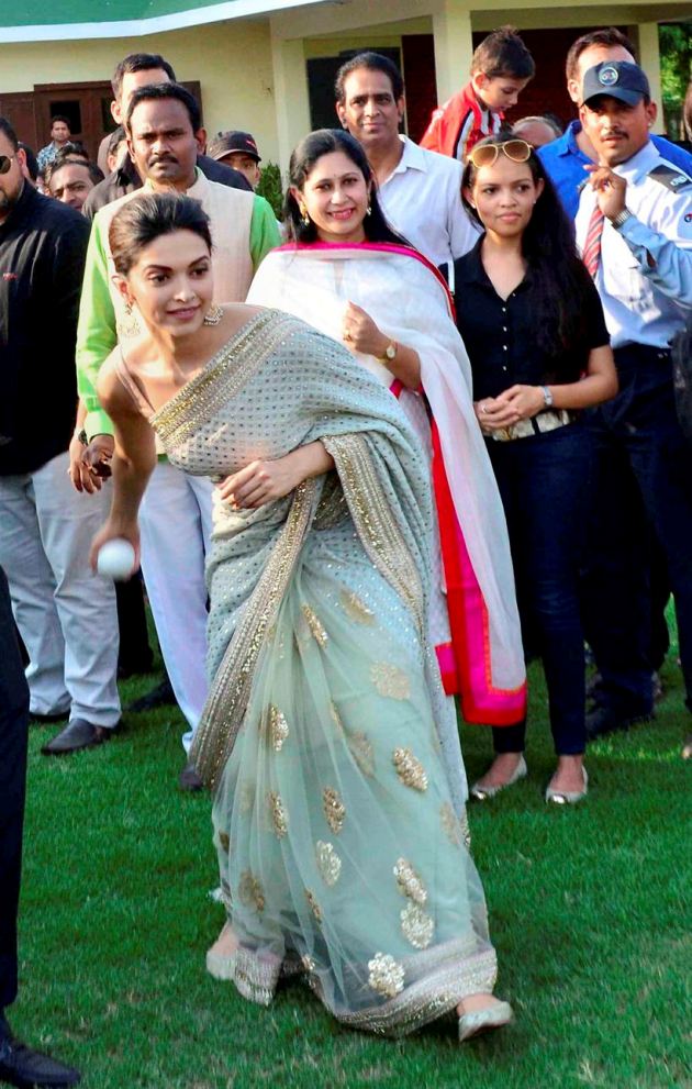 deepika padukone, bajirao mastani, deepika, deepika padukone jaipur, deepika padukone pics, deepika padukone bajirao mastani, deepika padukone song launch, deewani mastani, deepika padukone jaipur pics, deepika pics, deepika pictures, deepika jaipur pictures, deepika jaipur song launch, entertainment, bollywood