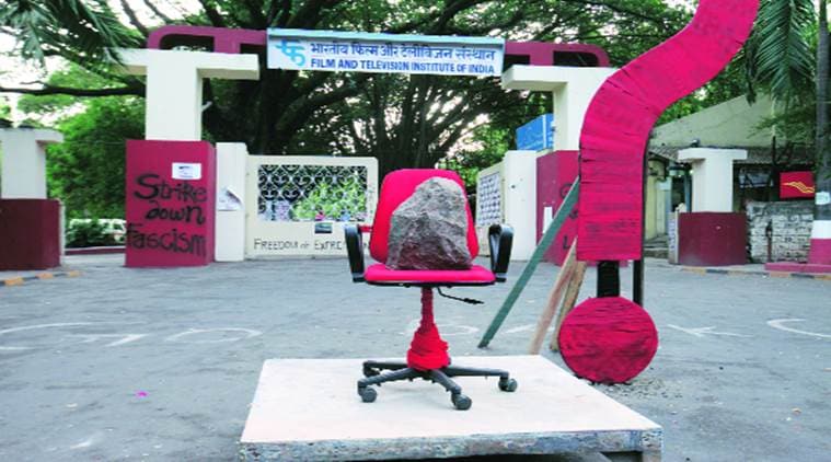 FTII, FTII protest, FTII hunger strike, FTII CBFC, anti-national remark, FTII remark, FTII anti national remark, CBFC chief, CBFC chief resignation, pune news