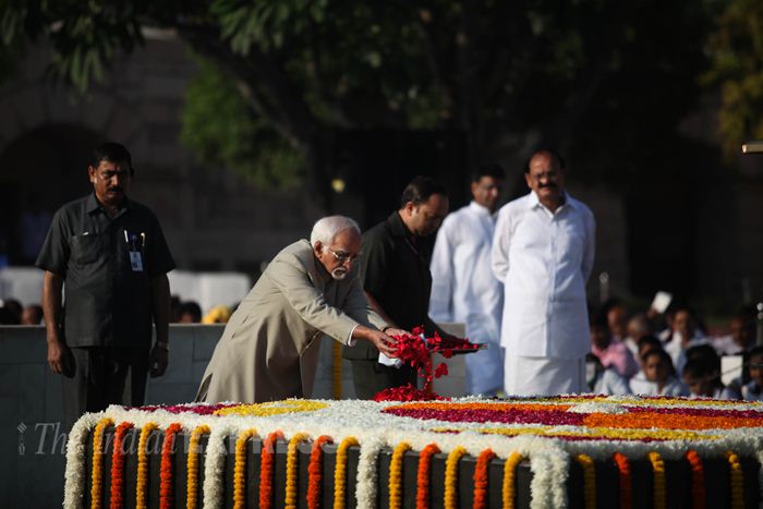 Gandhi Jayanti, #GandhiJayanti, Gandhi Jayanti 2015, Gandhi Jayanti Photos, Gandhi Jayanti pics, Mahatma Gandhi, M K Gandhi, mahatma gandhi birth anniversary, Narendra modi, Sonia Gandhi, Pranab Mukherjee, Arvind Kejriwal, L K Advani, Hamid Ansari, Venkaiah Naidu, Mahesh Sharma, Shiela Dixit, Indian Express