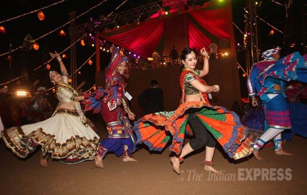 Navratri, Navaratri, Garba, Dandiya, Dandiya Raas, Garba Raas, Navratri Festival, Dussehra, Dasara, Dandiya Pics, Gabra Pics, Dandiya Photos, Garba Photos, Navratri Photos, Indian Express