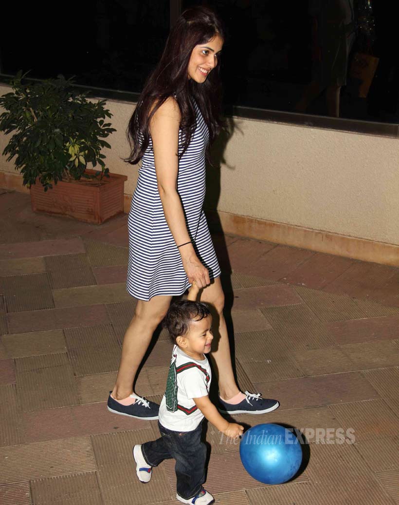 Genelia, Riaan