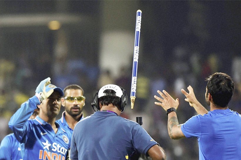 India vs South Africa, Ind vs SA, India South Africa, India vs South Africa 4th ODI, India vs South Africa photos, virat kohli, kohli, virat kohli photos, ms dhoni, ab de villiers, de villiers photos, cricket photos, cricket news, cricket