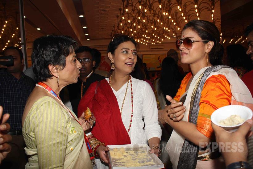 kajol, kajol durga puja, kajol tanishaa, kajol durga puja celebrations, kajol tanuja, kajol sister, kajol mother, tanuja, tanishaa mukerji, sharbani mukherji, anurag basu
