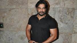 R Madhavan, madhavan, R Madhavan film, R Madhavan news, R Madhavan movies, R Madhavan saala khadoos, R Madhavan long hair, R Madhavan new look