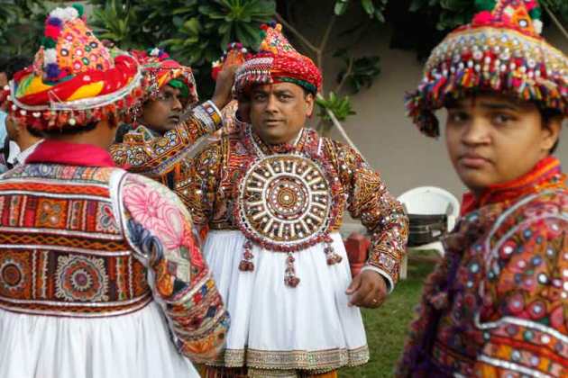 navratri, garba, gujarat, gujarat navratri, navratri in gujarat, gujarat garba photos, gujarat navratri photos, garba photos gujarat, dandiya photos, gujarat dandiya photos, gujarat news, gujarat photos, india festival photos