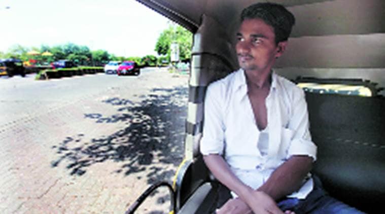 Auto driver Pappu says he doesn’t want to waste time by going to vote. Express