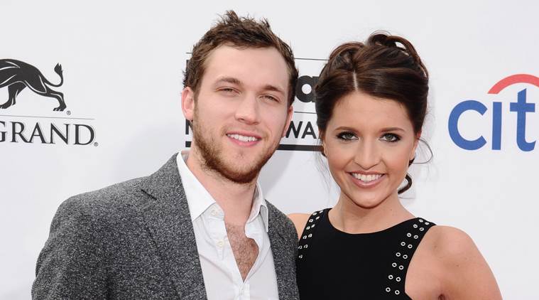 Phillip Phillips, American Idol Season 11 Winner, Phillip Phillips Marries Hannah Blackwell, Hannah Blackwell, Phillip Phillips Wedding, Phillip Phillips Ties Knot, Phillip Phillips Marraige, Entertainment news