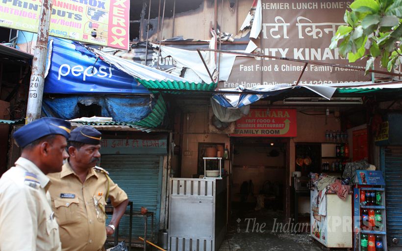 cylinder blast, Fire Broke Down, cylinder blast mumbai, 8 killed in blast, mumbai cylinder blast, 8 killed in cylinder blast, cylinder blast mumbai hotel, mumbai hotel cylinder blast, mumbai news, latest news mumbai