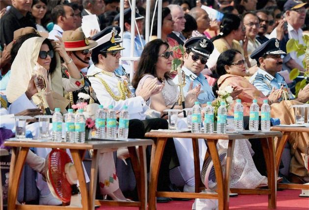 indian air force, air force day, indian air force day, indian air force day 2015, air force job, indian air force job, sachin tendulkar, tendulkar, sachin tendulkar air force, sachin tendulkar height, sachin tendulkar record, sachin tendulkar photos, air force photos, indian air force photos, cricket photos, army photos, photos, sports photos, cricket, air force