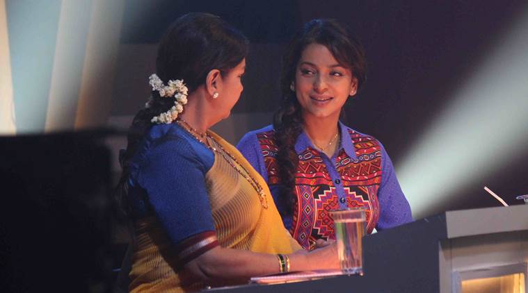 Shabana Azmi, Shabana Azmi news, Shabana Azmi films, Shabana Azmi juhi chawla, juhi chawla news, juhi chawla films, juhi chawla movies, juhi chawla chalk n duster, shabana azmi chalk n duster, chalk n duster