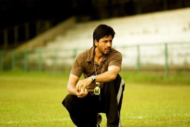 shah rukh khan, srk, happy birthday shah rukh khan, srk pics, srk birthday, shah rukh khan birthday, shah rukh khan birthday pictures, shah rukh khan 50th birthday, shah rukh khan pics, shah rukh khan movies, shah rukh khan family, shah rukh khan family pics, shah rukh khan movies pics, shah rukh khan happy birthday, shah rukh khan news, entertainment , bollywood