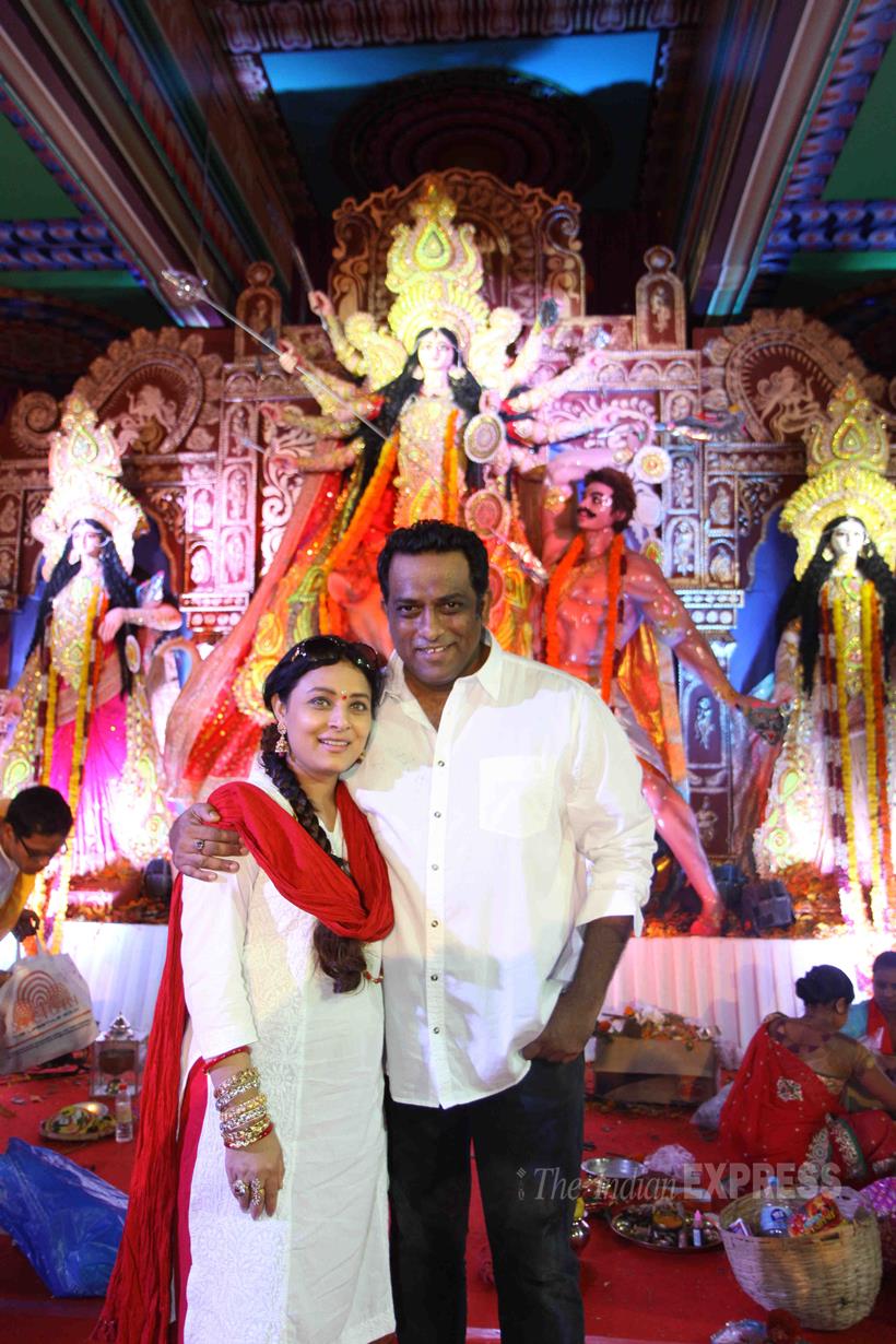 kajol, kajol durga puja, kajol tanishaa, kajol durga puja celebrations, kajol tanuja, kajol sister, kajol mother, tanuja, tanishaa mukerji, sharbani mukherji, anurag basu