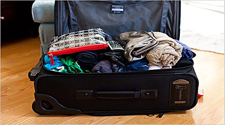 8 essential (but easily forgettable) things you need to pack for every vacation 2 8 essential (but easily forgettable) things you need to pack for every vacation 1