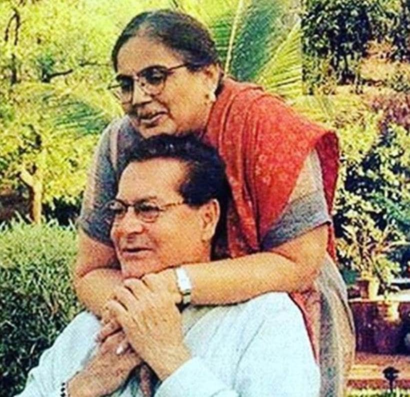 salman khan, salman khan's family, salman khan family members, salman khan father, salim khan, salman khan's mother, salman khan, sushila charak, helen, arbaaz khan, sohail khan, arpita khan, alvira khan, atul agnigotri, salman khan family pics, salman khan pics, entertainment, bollywood