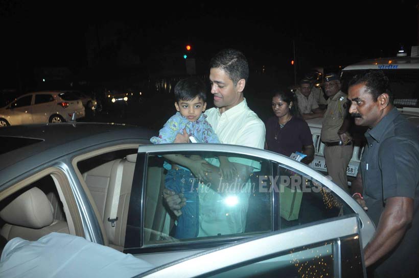 Aaradhay Bachchan, Abhishek Bachchan, Aishwarya Rai Bachchan, Amitabh bachchan, Jaya Bachchan, Shweta Nanda, Kunal Kapoor, Shilpa Shetty, Raj Kundra, Viaan Kundra, Nitara Khanna, Neelam Kothari, Sonali Kulkarni, Konkana Sen Sharma, Tara Sharma, Sonali Bendre, Raveena Tandon, Genelia D'Souza, Riteish Deshmukh, bollywood, entertainment
