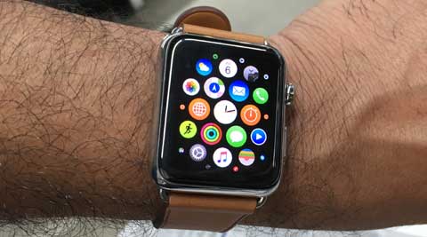 worth buying apple watch 4