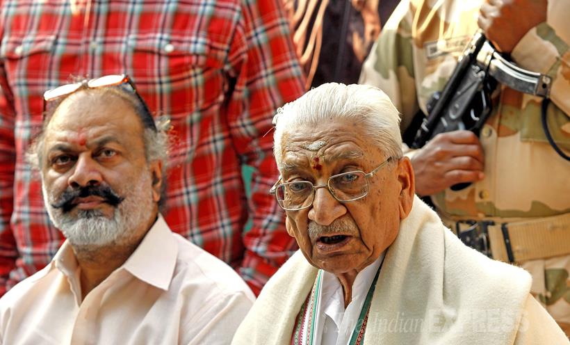 Ashok Singhal, Ashok Singhal death, Ashok Singhal passes away, Ashok Singhal Dead, Ashok Singhal Dies, Ashok Singhal news, VHP Leader Ashok Singhal Dead, VHP Leader Ashok Singhal Death, Ashok Singhal Latest News