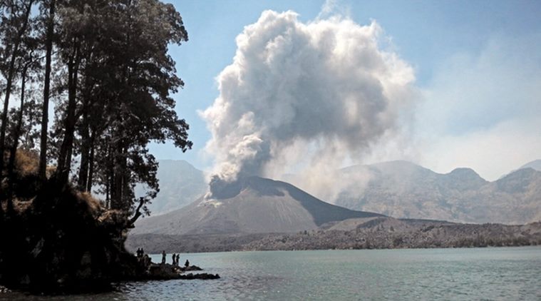 Volcanic ash is seen during an eruption inside the crater of Mount Rinjani on the Indonesian island of Lombok.. Reuters/Lalu Edi/Antara Foto
