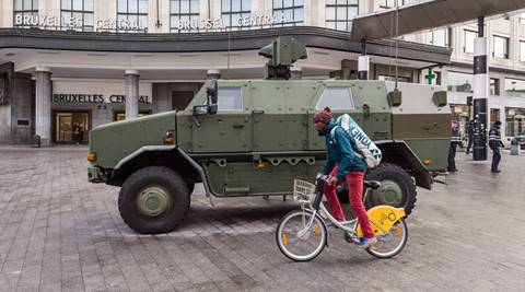 Anti-terror raid: Belgium police arrest 16, Paris fugitive still at large