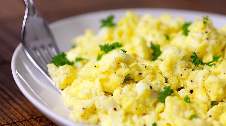 007 has his own recipe for scrambled eggs.