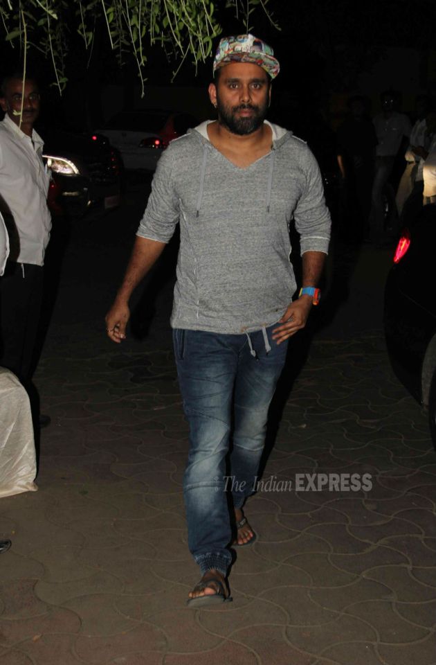 Shahid kapoor, Mira rajput, Masaba Gupta, Madhu Mantena, Mandira Bedi, Zoa Morani, Shaheen Abbas, Ila Arun, Soni Razdan, Neena Gupta, Vikas Bahl, Krishika Lulla, Raj nayak, Bosco Martis, Masaba Gupta mehendi, bollywood, entertainment
