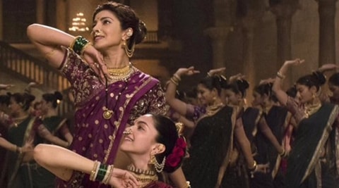 Priyanka Chopra, Deepika Padukone’s dance off in ‘Pinga’ song from ...