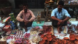 delhi, delhi diwali, delhi potters, South Delhi potters, potters diwali, potters diyas, potters diya sale, delhi news, nation news