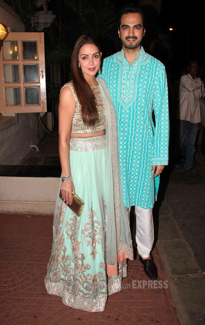 Shilpa Shetty, Sidharth Malhotra, Jacqueline Fernandez, Sidharth Malhotra, Akshay Kumar, Twinkle Khanna, Shamita Shetty, Raj Kundra, Abhishek Bachchan, Ekta Kapoor, Jeetendra, Rishi Kapoor, Randhir Kapoor, Karan Johar, Sophie Choudry, Manish Malhotra, Neelam Kothari, Samir Soni, Jackky Bhagnani, Diwali party, bollywood, entertainment
