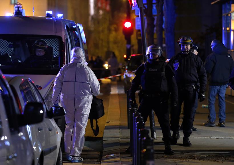 paris, paris attacks, paris terrorist, paris death toll, paris deaths, paris attacks dead, paris terrorists, francois hollande, barack obama, paris shootout, paris bombing, paris terror attack, paris shooting, paris blast, paris news, world news