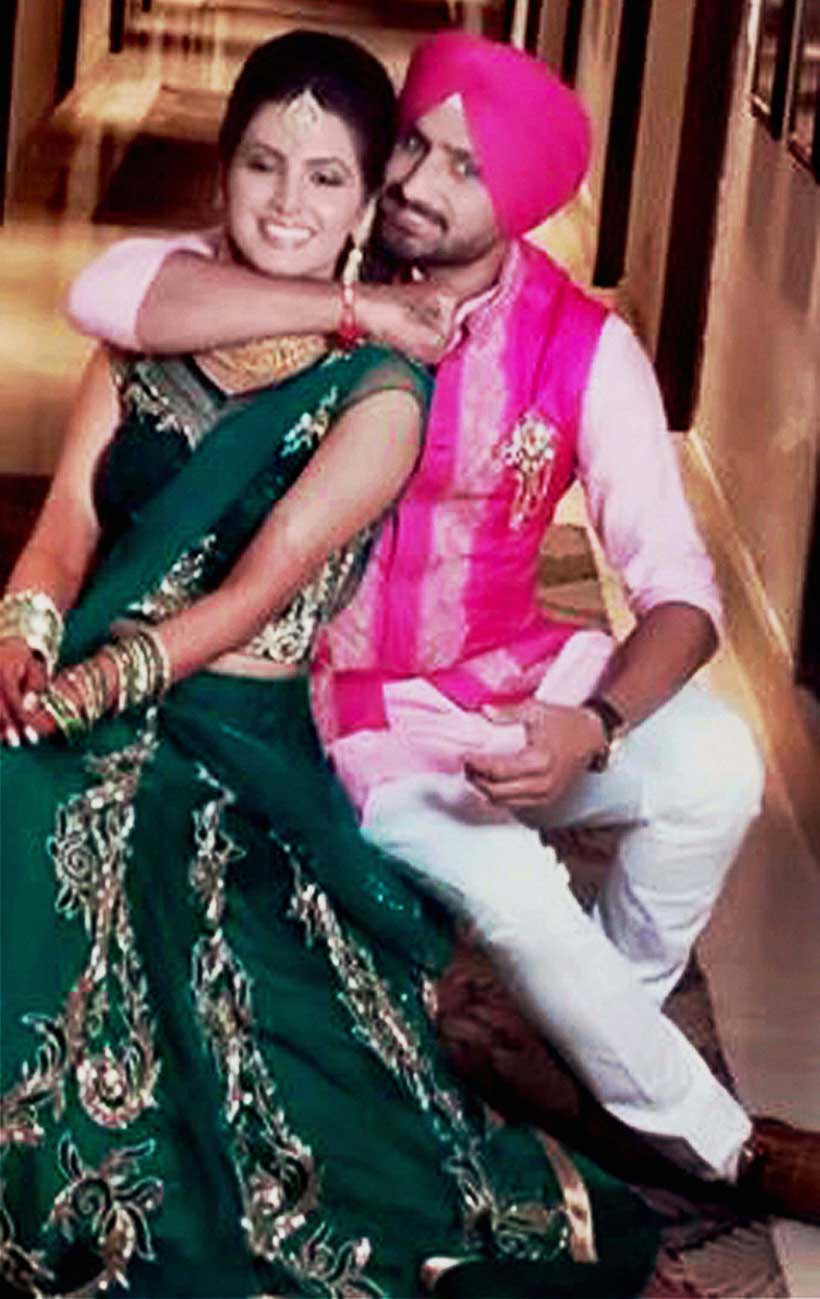 Check out: Harbhajan, Geeta wedding outfits revealed