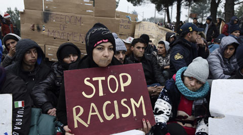 Migrants protest at Greece-Macedonia border