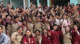 Trump leads Clinton in new national poll