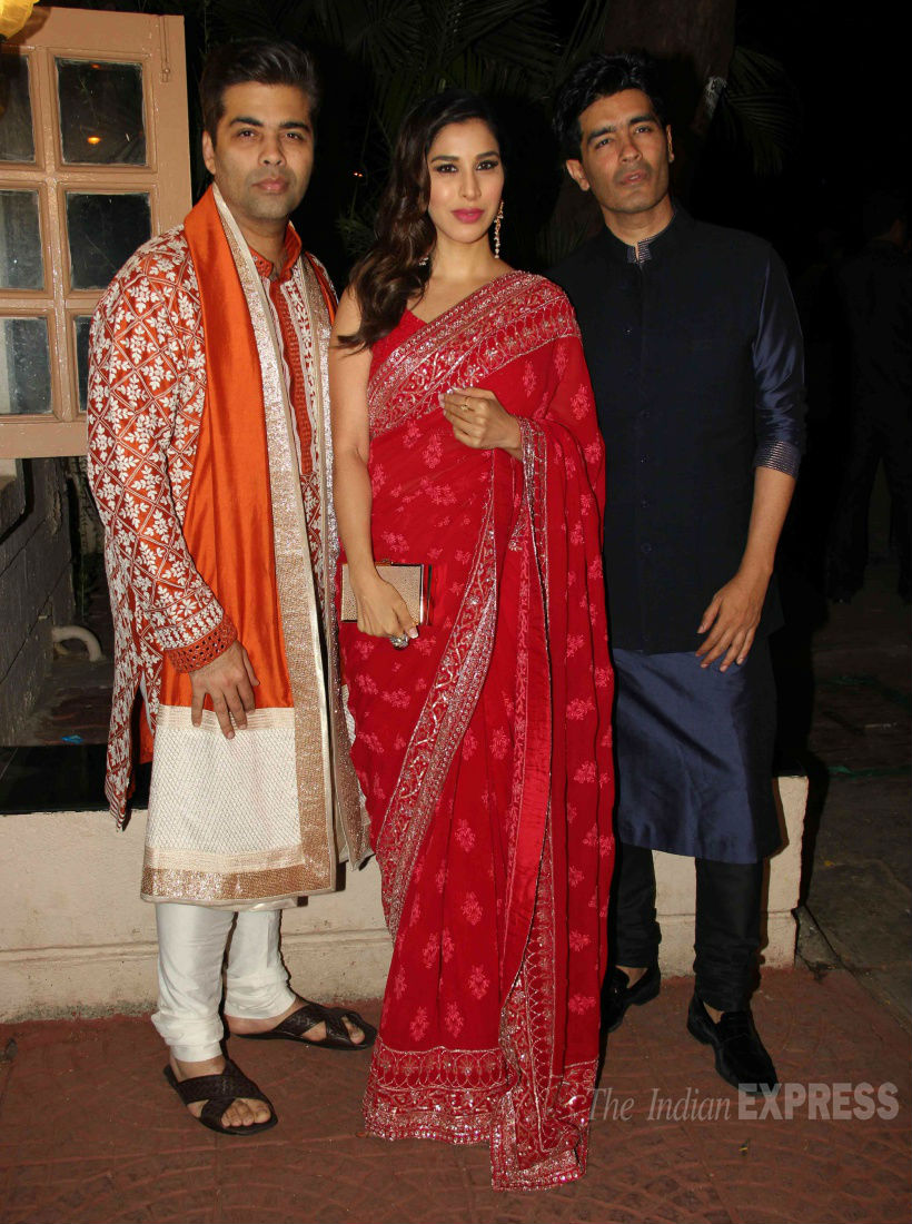 Shilpa Shetty, Sidharth Malhotra, Jacqueline Fernandez, Sidharth Malhotra, Akshay Kumar, Twinkle Khanna, Shamita Shetty, Raj Kundra, Abhishek Bachchan, Ekta Kapoor, Jeetendra, Rishi Kapoor, Randhir Kapoor, Karan Johar, Sophie Choudry, Manish Malhotra, Neelam Kothari, Samir Soni, Jackky Bhagnani, Diwali party, bollywood, entertainment