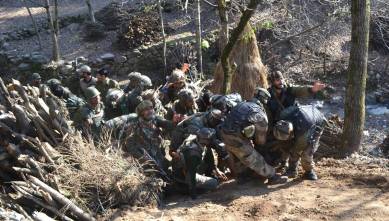 Kashmir encounter, Colonel injured, Army colonel injured, Kashmir LoC attack, Rashtriya Rifles, Nation news, india news