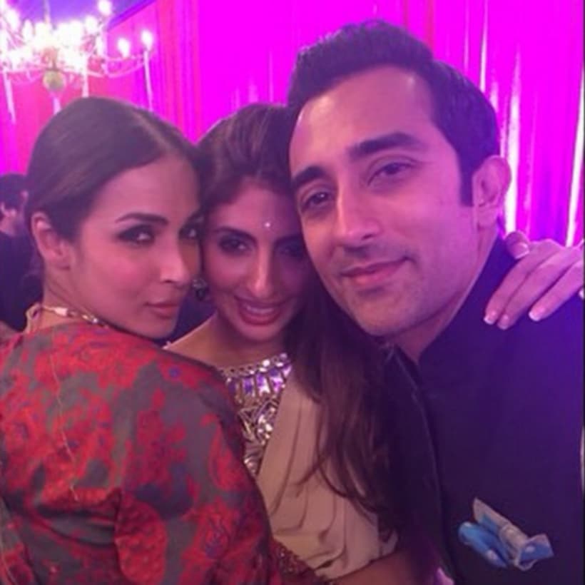 Amitabh Bachchan, Aishwarya Rai Bachchan, Abhishek Bachchan, Preity Zinta, Rani Mukerji, Shilpa Shettty, Aaradhya Bachchan, Saif Ali Khan, Kareena Kapoor, Karisma Kapoor, Manish Malhotra, sonam Kapoor, Alia Bhatt, Ranveer Singh, Athiya Shetty, Tiger Shroff, Maheep Kapoor, Sanjay Kapoor, Amrita Arora, Malaika Arora Khan, Diwali party, bollywood, entertainment